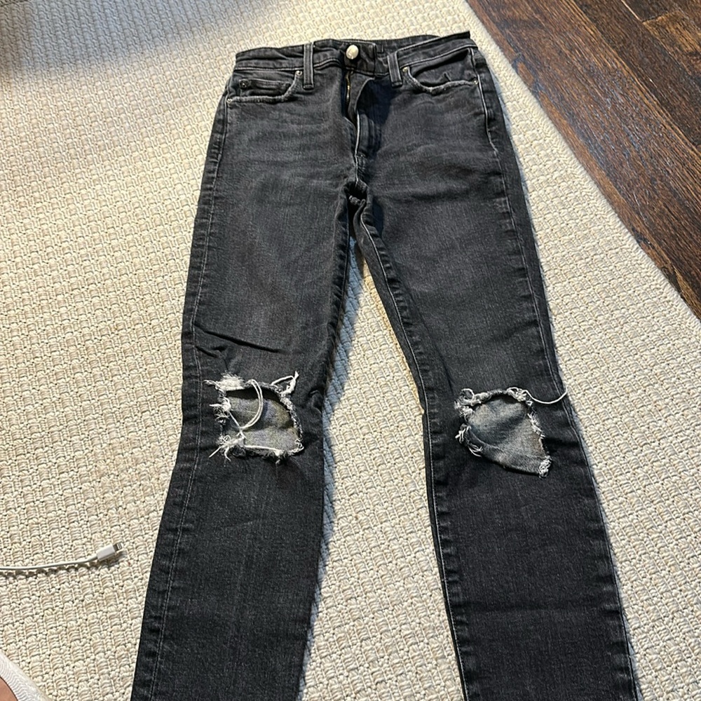 Joe’s Jeans size 24 The Charlie High Rise Skinny Ankle